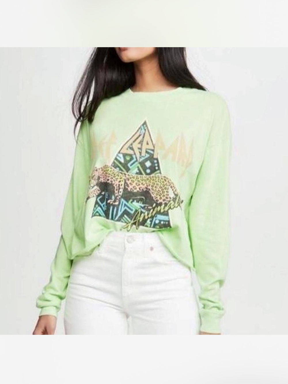 Daydreamer Light Green Graphic Long Sleeve Tee
